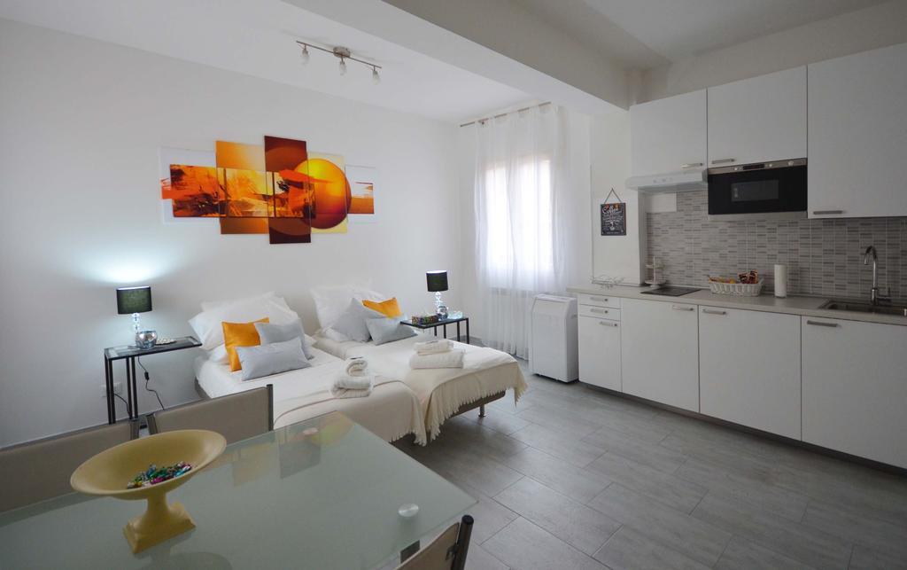 4-Tourist House Bologna-Studio - Self Check-In Ngoại thất bức ảnh