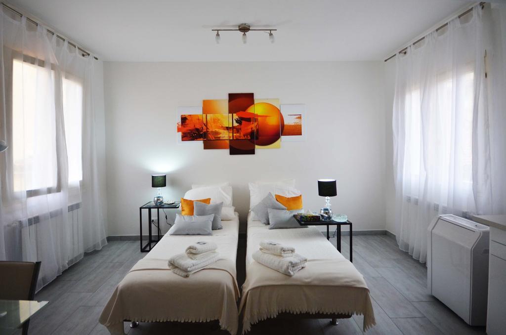 4-Tourist House Bologna-Studio - Self Check-In Phòng bức ảnh