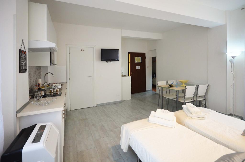 4-Tourist House Bologna-Studio - Self Check-In Ngoại thất bức ảnh